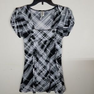Heart Soul Black/White Top